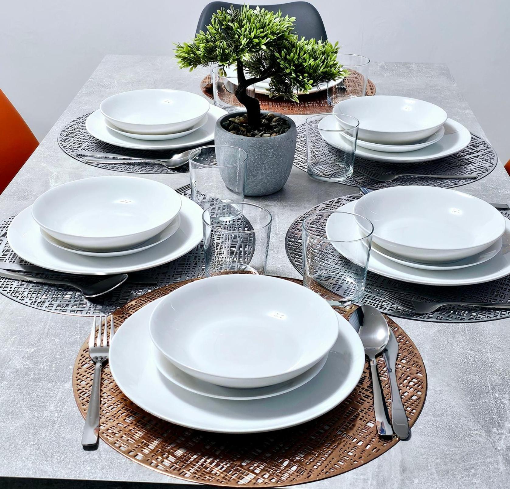 Lushstay Telford - Families, Contractors & Group Of Friends, Long Term Stay 外观 照片