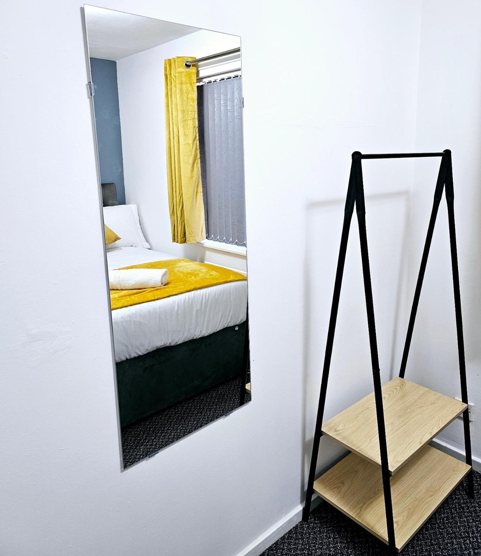 Lushstay Telford - Families, Contractors & Group Of Friends, Long Term Stay 外观 照片