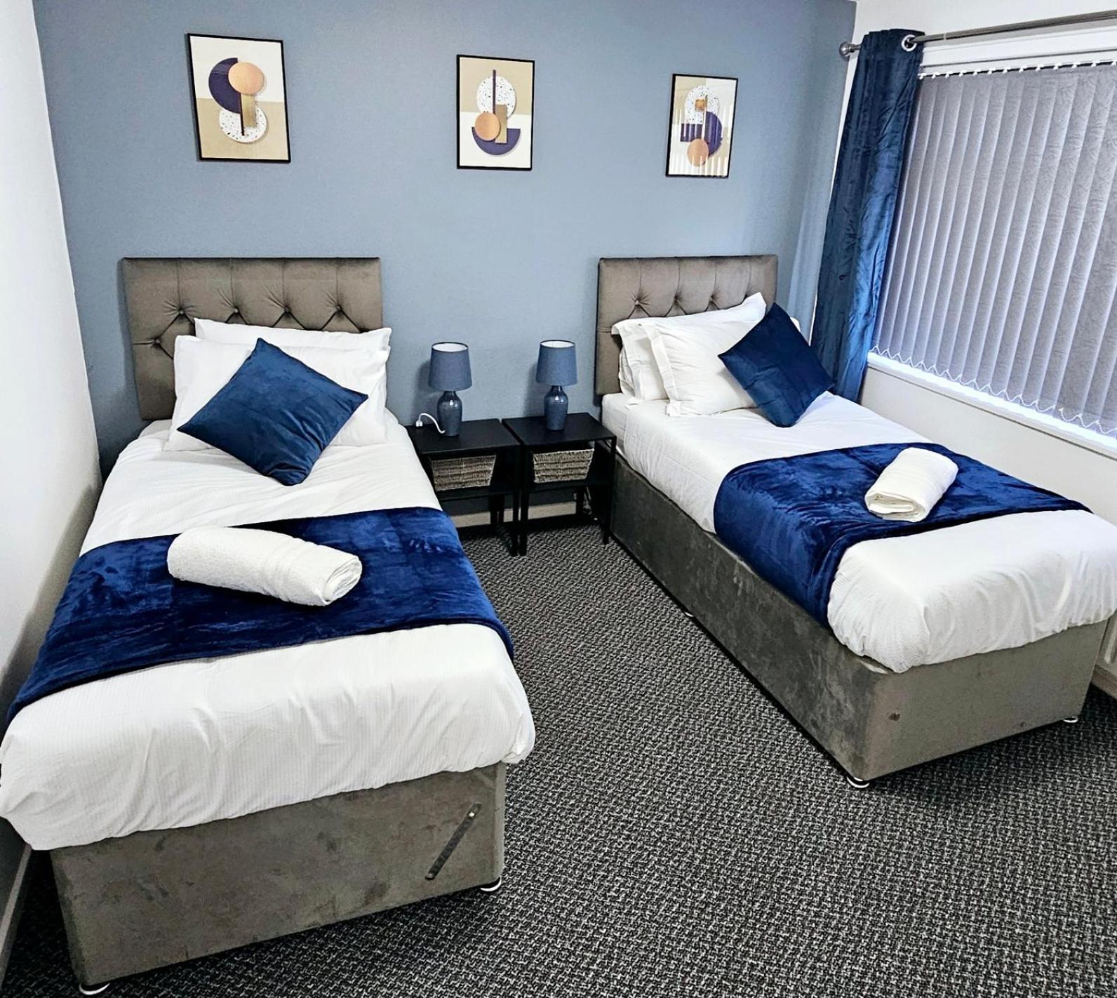 Lushstay Telford - Families, Contractors & Group Of Friends, Long Term Stay 外观 照片